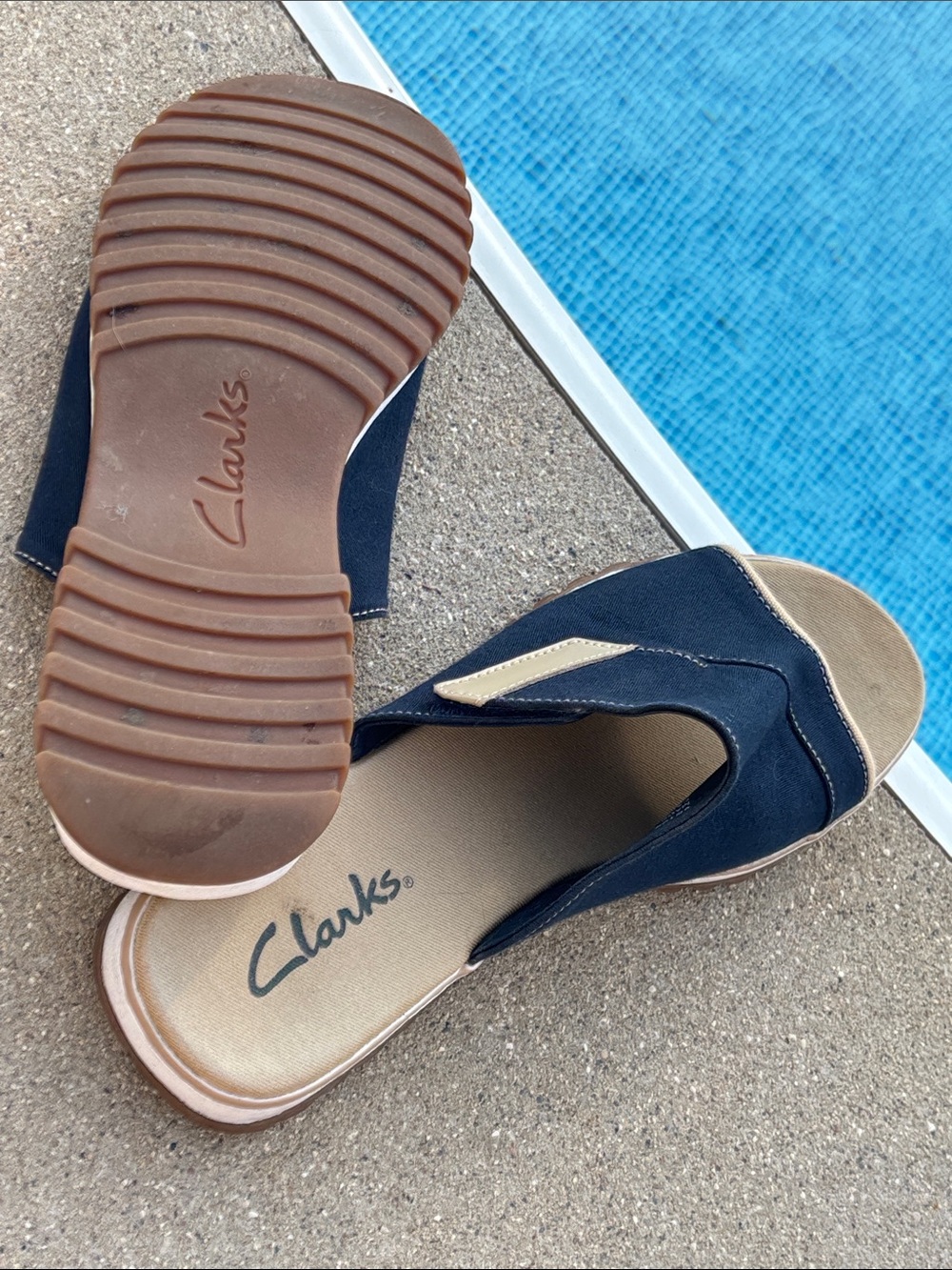Clark’s Comfort Canvas Slip On Velcro Navy Slip-On Cushioned Sandals 9 9.5 10 - Picture 5 of 14